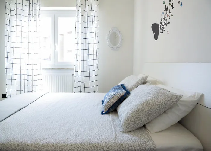 Domus Anagnina 2 Bedrooms *